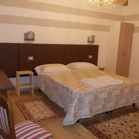 Romagnoli 36 Verona Exterior foto